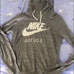 nike sweatshirt